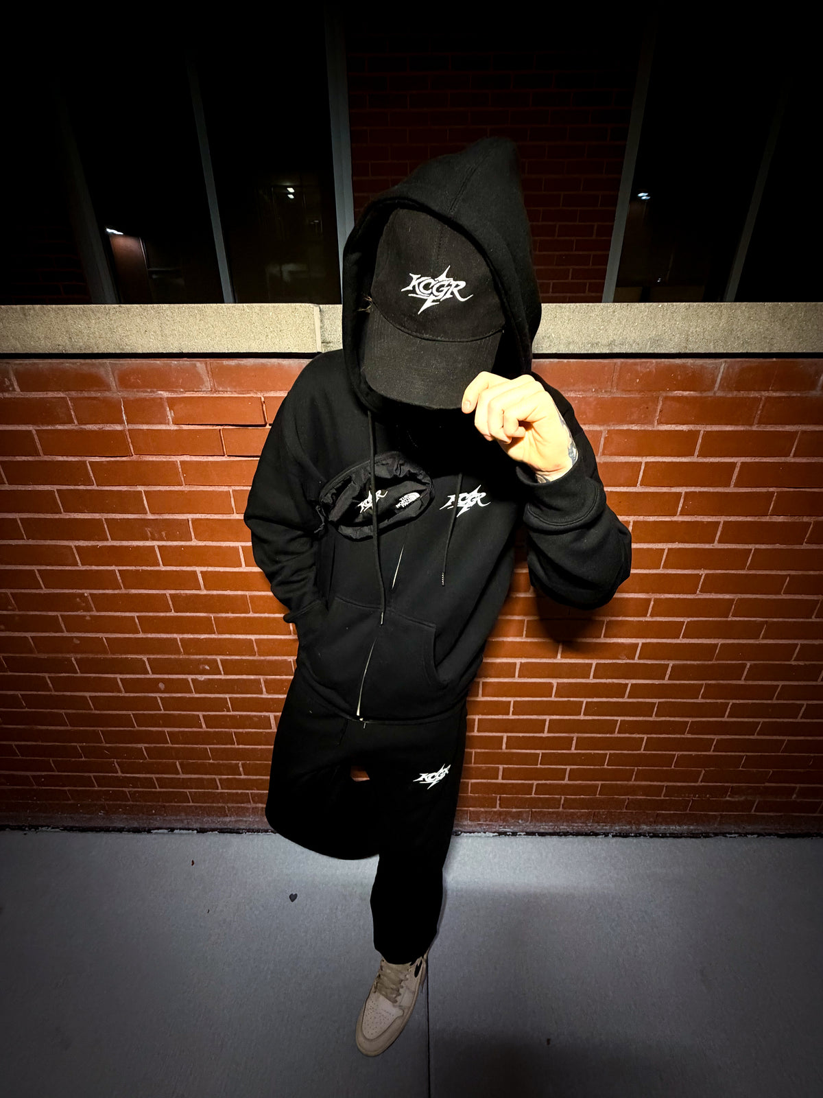 STANDARD BLACK KCGR ZIP UP