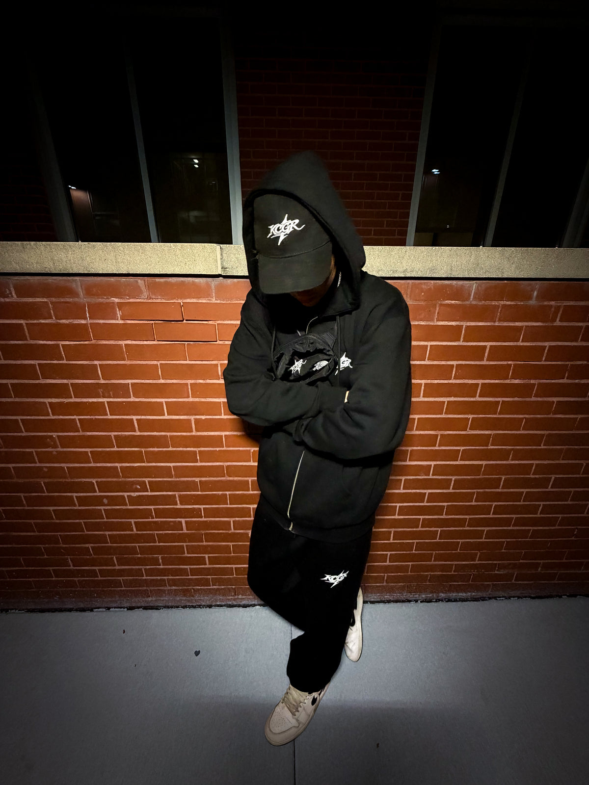 STANDARD BLACK KCGR ZIP UP